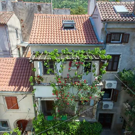 Barbarossa House With Parking Apartment Cres Exterior foto