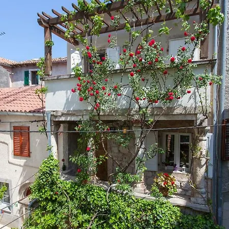 Barbarossa House With Parking Apartment Cres Exterior foto