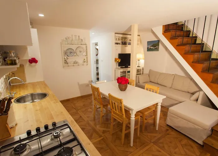 Barbarossa House With Parking