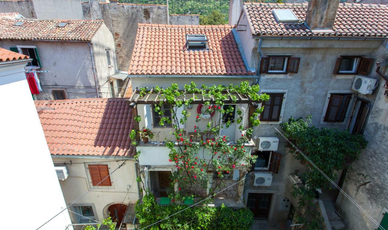 Apartament Barbarossa House With Parking Cres